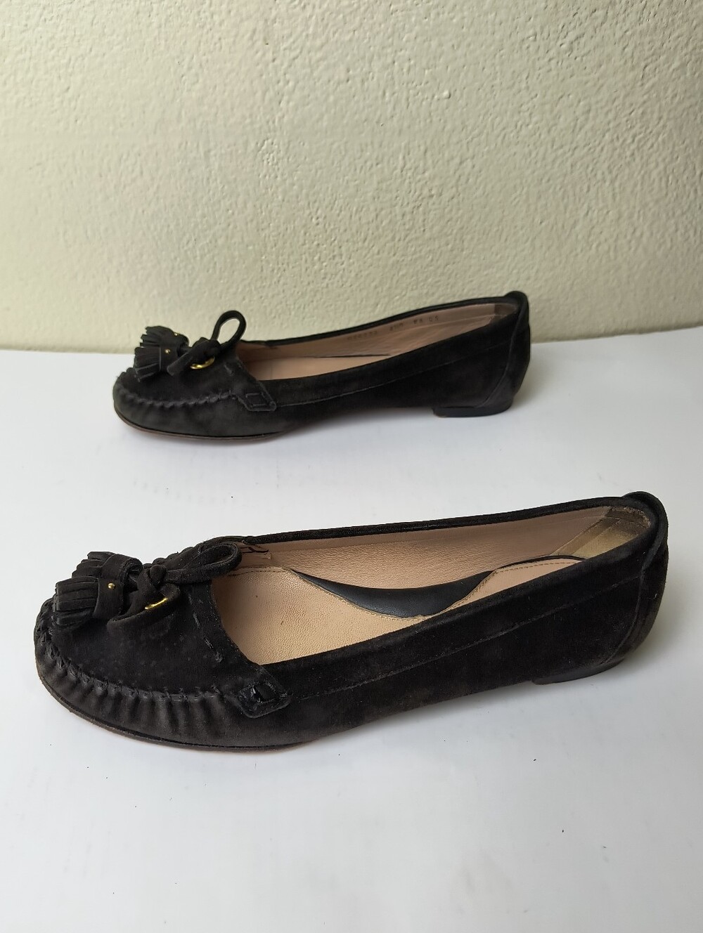 Cole Haan Izzy 8.5B Black Suede Tassel Flat Loafer
